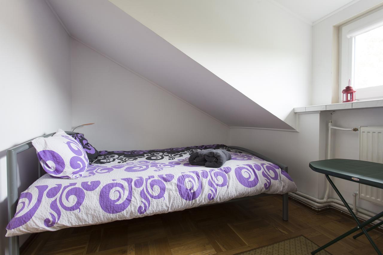 Rent0Nline Brwinow Rooms Dış mekan fotoğraf